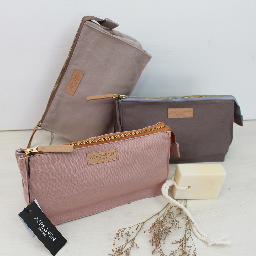 Kulturbeutel / Tasche Mano Mauve / rose Größe  S  von Aspegren